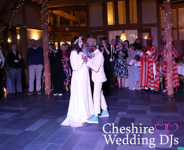 Wedding DJ At The Oaktree